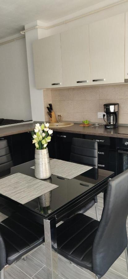 בראשוב Avangarden Apartment מראה חיצוני תמונה